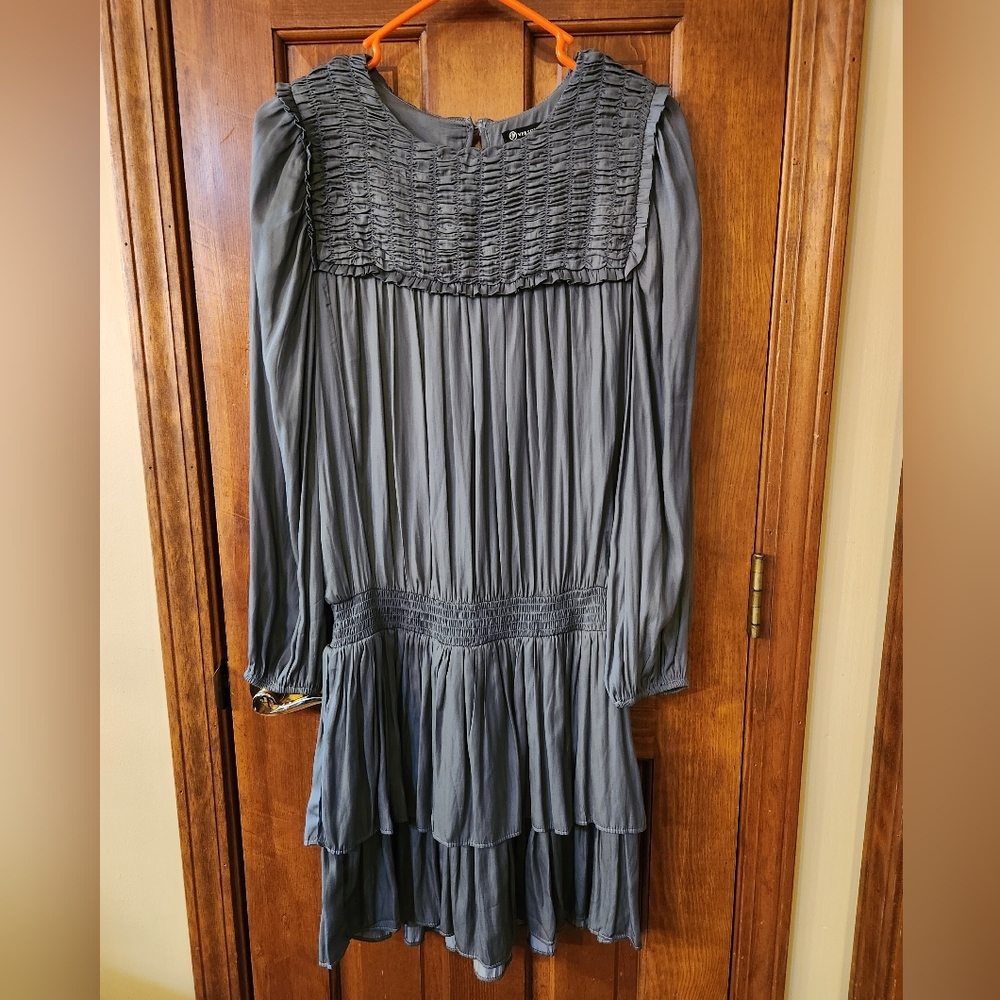 Versona Charcoal Gray Smocked Tunic Top
